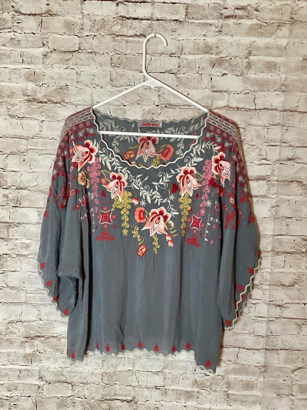 Johnny aWas Georgette floral embroidered blouse